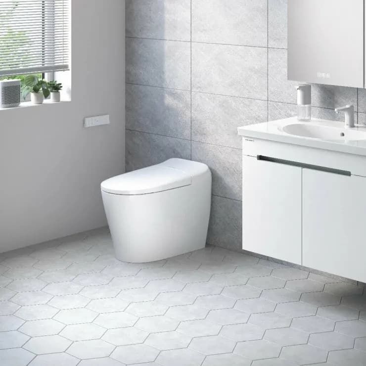 Trải nghiệm tiện nghi cùng bồn cầu American Standard WP-70DY E-Lite tự động mở nắp