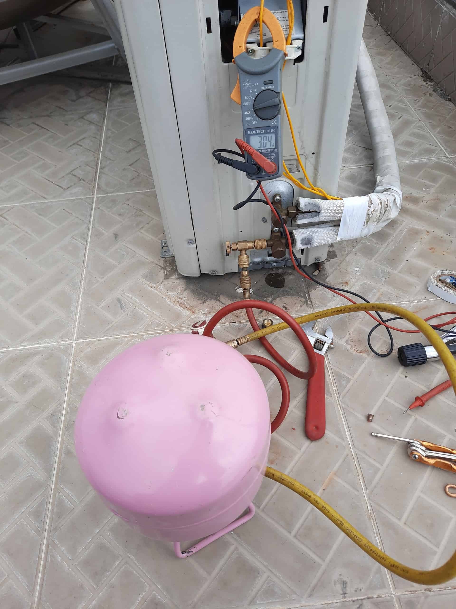 Vệ Sinh Máy Lạnh Phú Nhuận TPHCM Giá Tốt [2026]