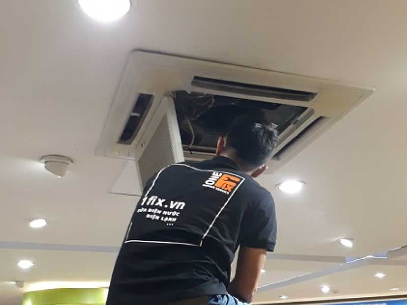 Thi công lắp đặt và bảo trì hệ thống máy lạnh trung tâm cho nhà hàng, cơ sở kinh doanh lớn