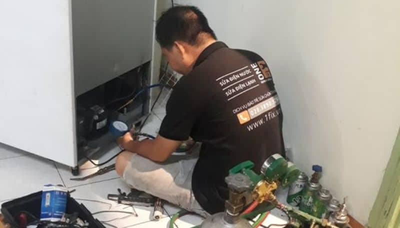 Báo Giá Thay Gas Tủ Lạnh [2026] - Bơm Ga Tủ Lạnh TPHCM