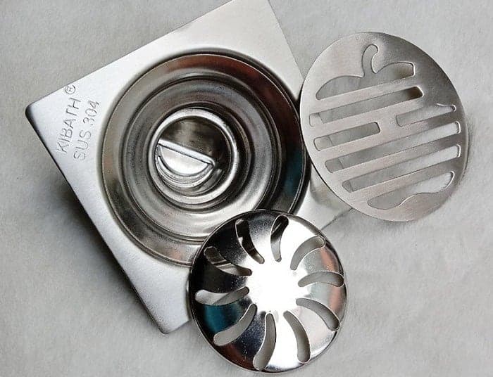 Cấu tạo bên trong của một loại nắp cống ngăn mùi thông minh với van một chiều.