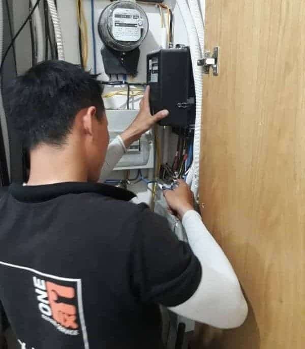 Công tơ điện và hệ thống dây điện cần được tách bạch để đảm bảo an toàn và minh bạch.