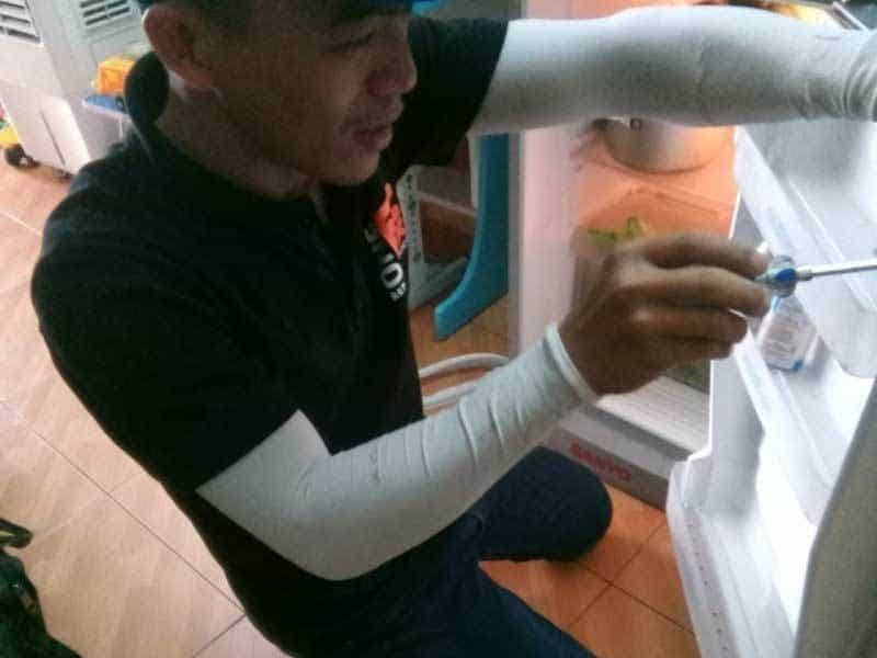 Cách làm sạch tủ lạnh bị mốc đơn giản tại nhà