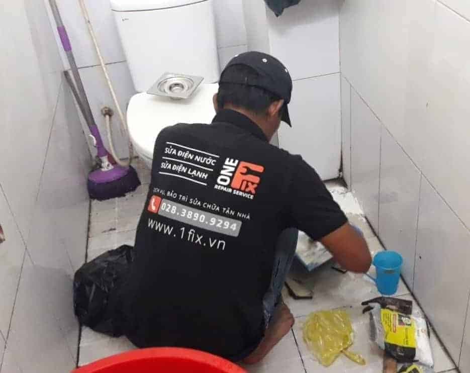 Bồn cầu phát ra tiếng kêu ục ục là dấu hiệu tắc nghẽn đường ống