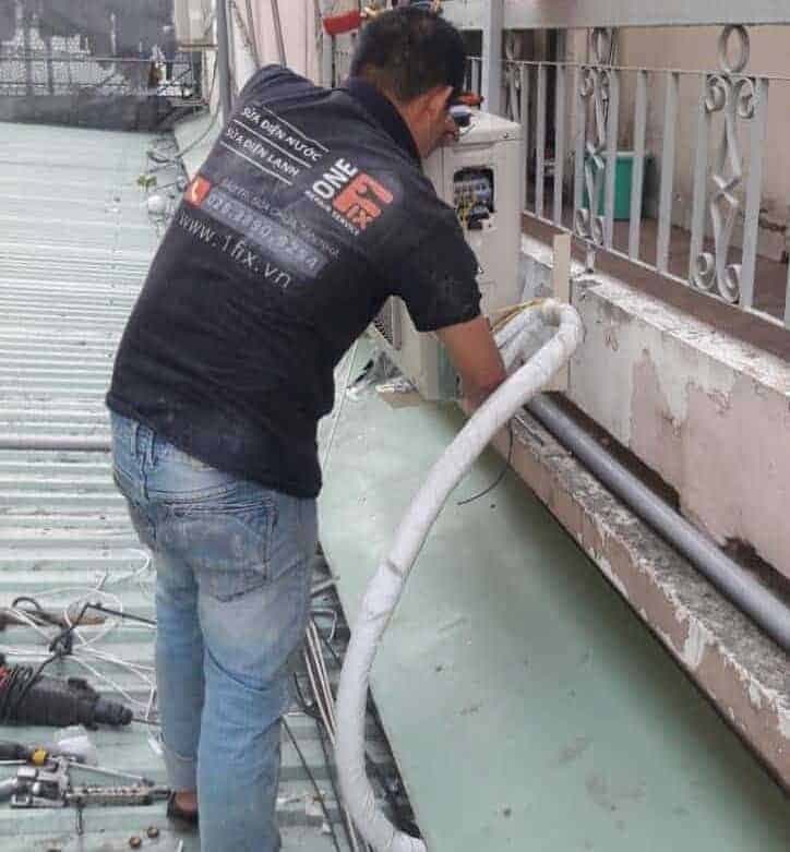 Thợ điện lạnh 1Fix giải thích tại sao nên mua máy lạnh inverter