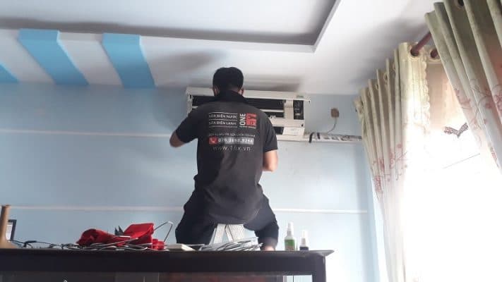 Hoàn tất quá trình thay ống đồng máy lạnh, đảm bảo kỹ thuật và thẩm mỹ