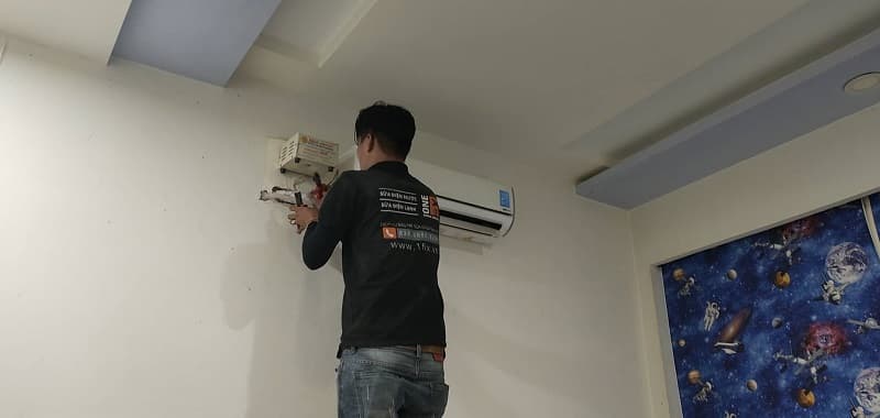 Aptomat (CB) là thiết bị bảo vệ an toàn bắt buộc cho máy lạnh