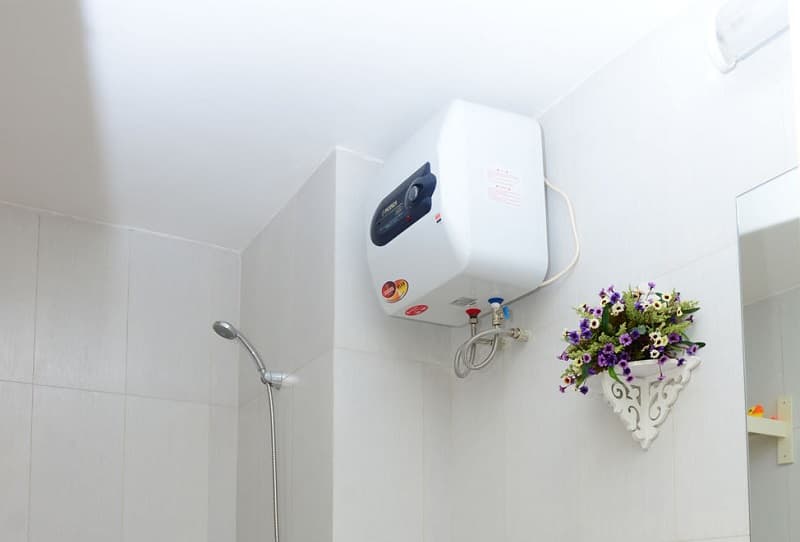 Aptomat bình nóng lạnh: Lắp đặt an toàn TPHCM