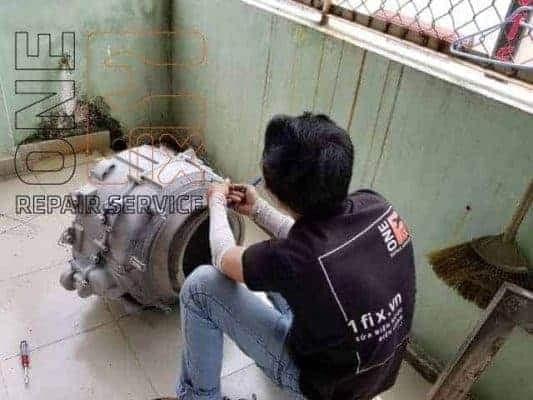 Máy giặt Electrolux không chạy không báo lỗi? [2026]