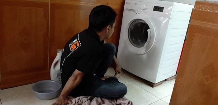 Ty Treo Máy Giặt Toshiba 10kg: Cách Thay Tại Nhà