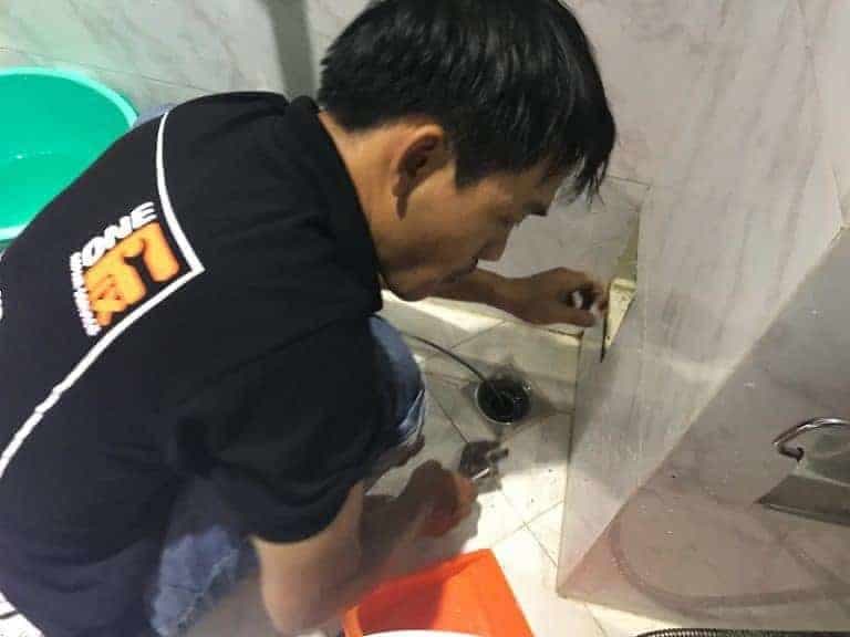 Cách Làm Thông Ống Nước Bị Nghẹt Tại Nhà Nhanh Chóng