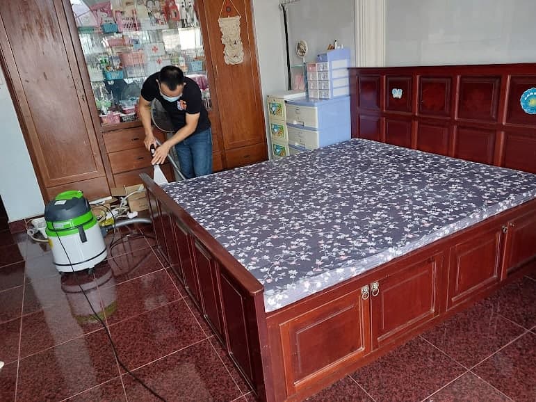 Đội ngũ thợ giặt nệm 1Fix tại Quận 3 luôn nhiệt tình và chuyên nghiệp