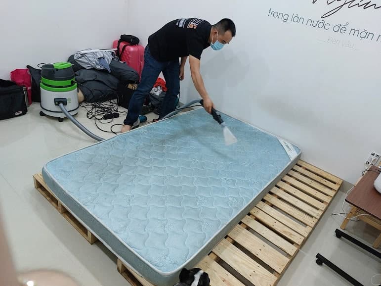 Nệm sau khi được giặt sạch sẽ, thơm tho, sẵn sàng cho những giấc ngủ ngon.