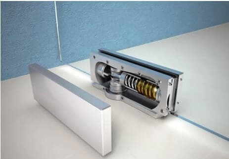 Dụng cụ và thao tác sửa chữa bản lề cửa kính cường lực