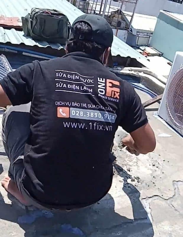 Giá gạch lát sân thượng chống thấm TPHCM [2026]