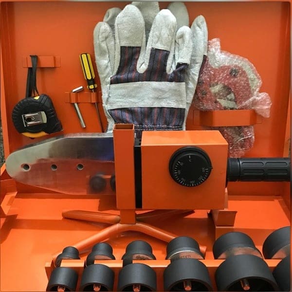 Máy hàn ống PPR Gomes GB-4150AC đi kèm bộ 6 đầu hàn đa năng.