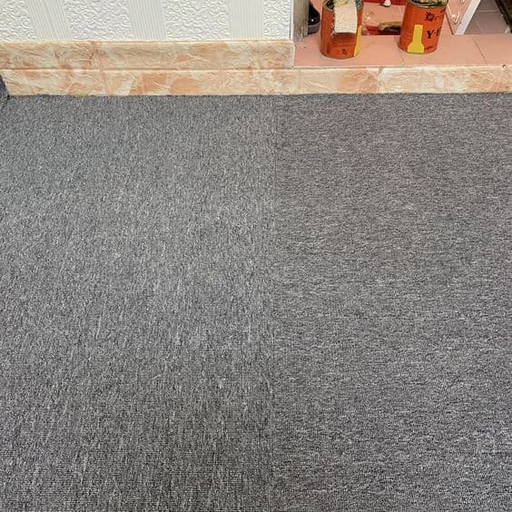 Dịch vụ giặt thảm văn phòng chuyên nghiệp tại Quận 7 TPHCM giúp loại bỏ bụi bẩn và vi khuẩn.