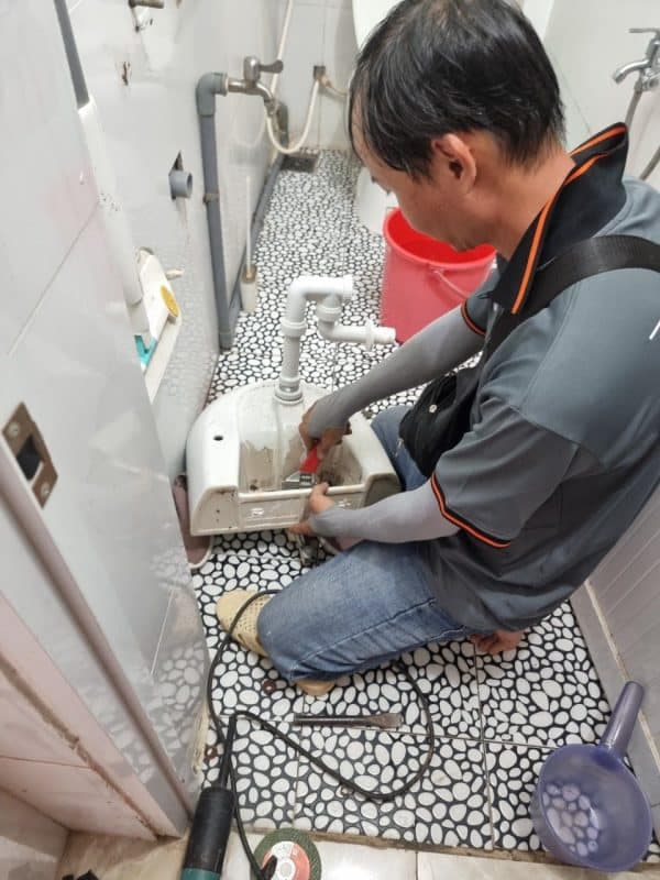 Baking Soda thông bồn cầu cực nhanh với 3 cách đơn giản