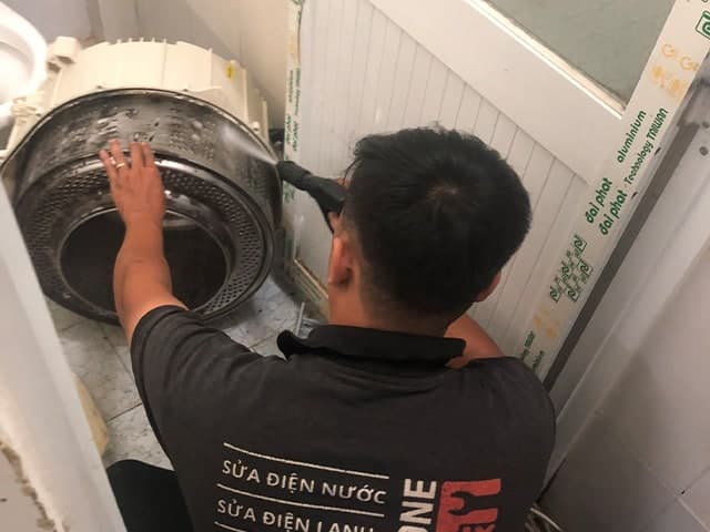 Việc lựa chọn chương trình giặt phù hợp với loại vải và độ bẩn là chìa khóa để tiết kiệm nước.