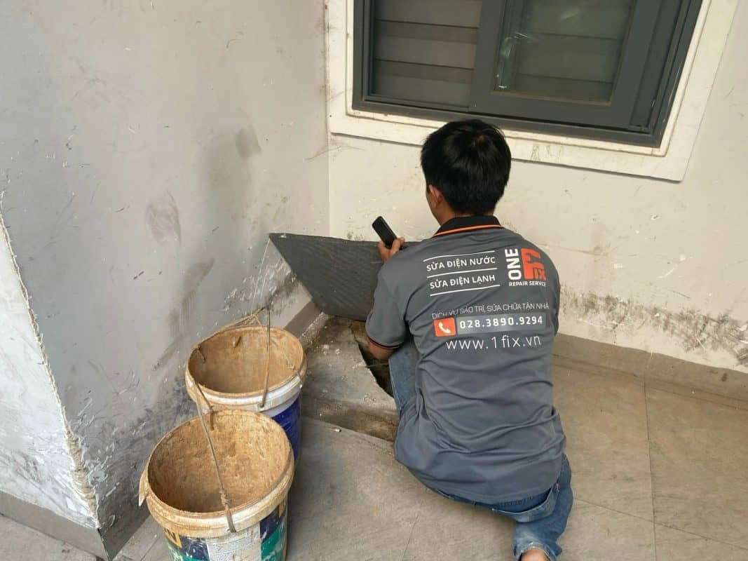 Sàn ban công bằng gỗ nhựa composite mang lại vẻ đẹp hiện đại và sang trọng.