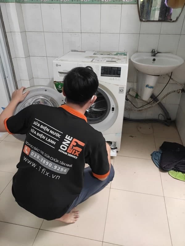 Máy Giặt Bị Hở Điện: Nguyên Nhân & Cách Xử Lý An Toàn