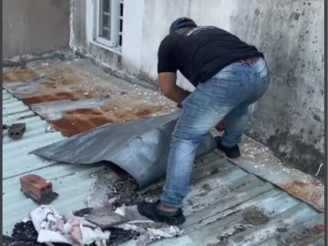 Chống Thấm Mái Tôn Giáp Tường: Cách Xử Lý Triệt Để