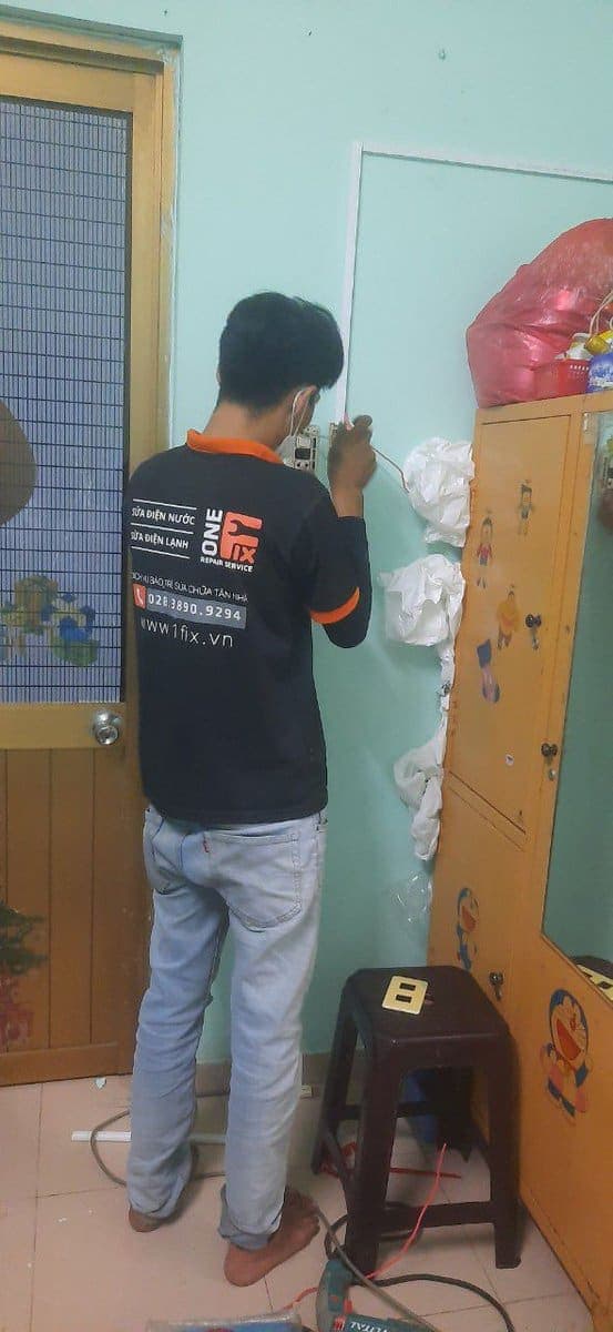 Đèn điện chập chờn là dấu hiệu nguy hiểm cần xử lý ngay