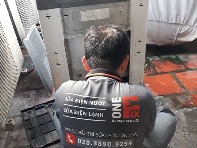 Máy giặt bị chạm điện ra vỏ máy: Nguyên nhân & Cách xử lý