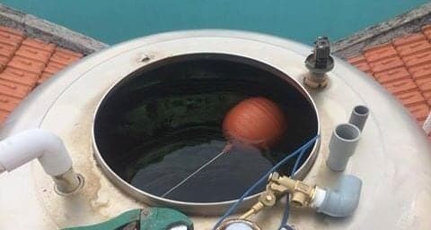 Cấu tạo và cách điều chỉnh phao cơ bồn nước hiện đại