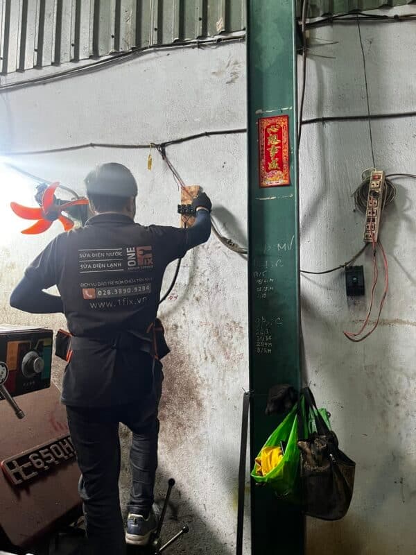 Thợ Điện Quận 3 TPHCM: Gọi Là Có Mặt Ngay!