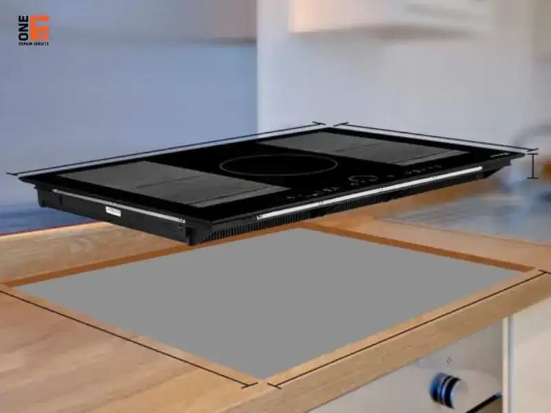 Minh họa khoảng cách tản nhiệt lý tưởng dưới đáy bếp từ và xung quanh.