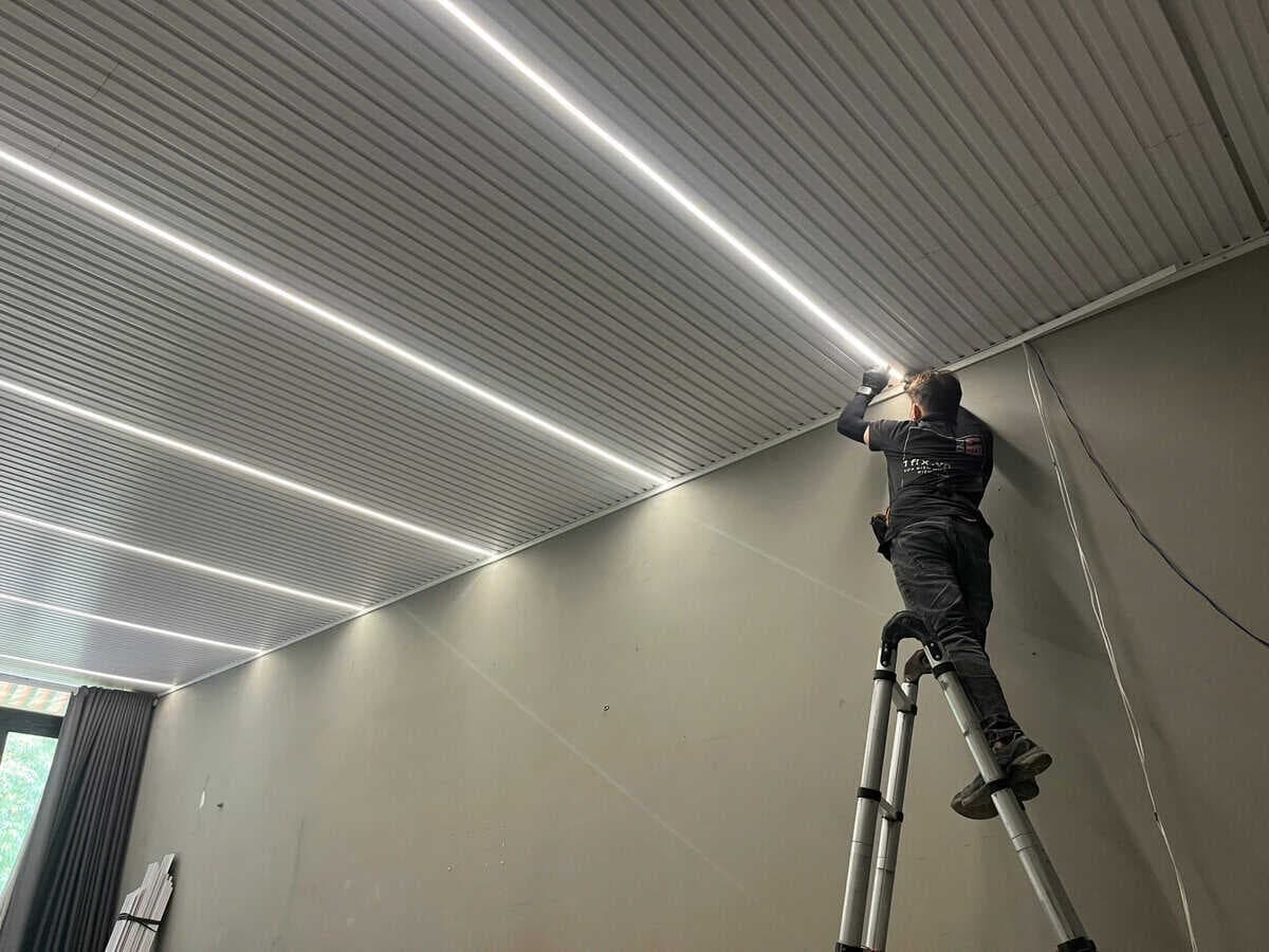 Hệ thống điện dân dụng cung cấp năng lượng cho các thiết bị sinh hoạt hàng ngày