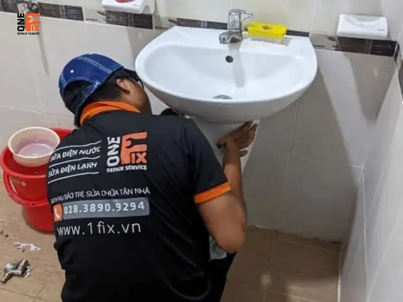 Xác định vị trí thích hợp lắp lavabo 