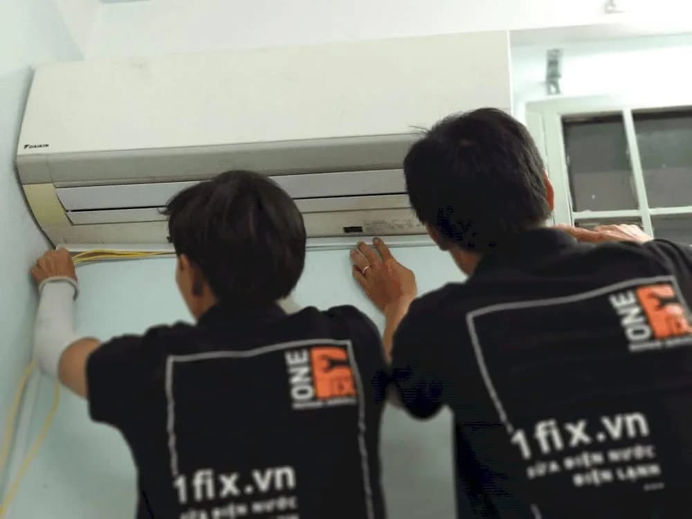 So Sánh Máy Lạnh Mitsubishi và Daikin: Nên Mua Hãng Nào? Góc Nhìn Thợ Sửa