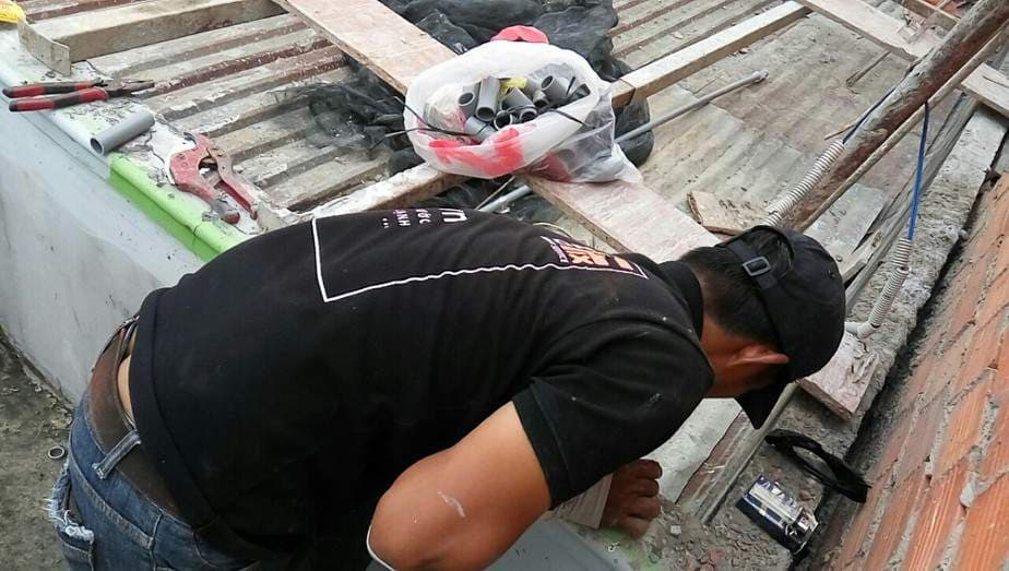 Hệ thống đường ống nước nóng PPR sau khi được 1Fix thi công hoàn chỉnh, sẵn sàng cấp nước cho toàn bộ tòa nhà.