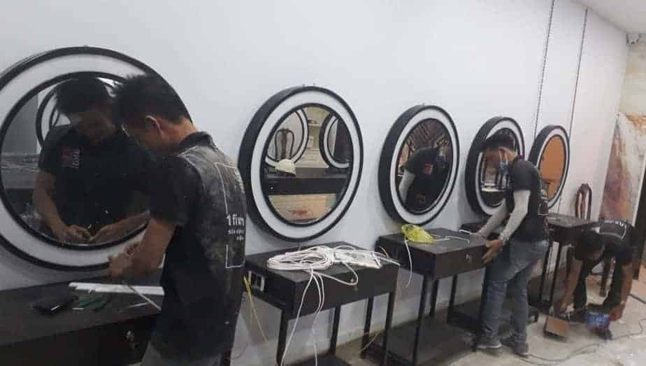 Hệ thống cấp thoát nước cho khu vực gội đầu được thi công tỉ mỉ, chống nghẹt tóc và hóa chất.