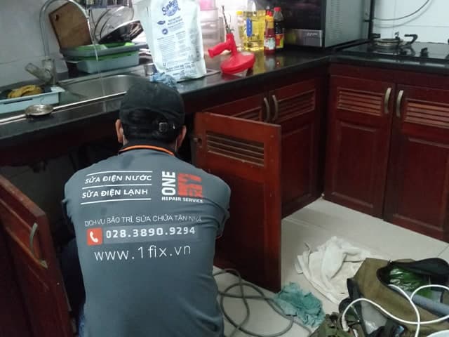 Chậu rửa bát 1 hố Hàn Quốc chất liệu inox 304 sáng bóng, phù hợp với mọi không gian bếp hiện đại.