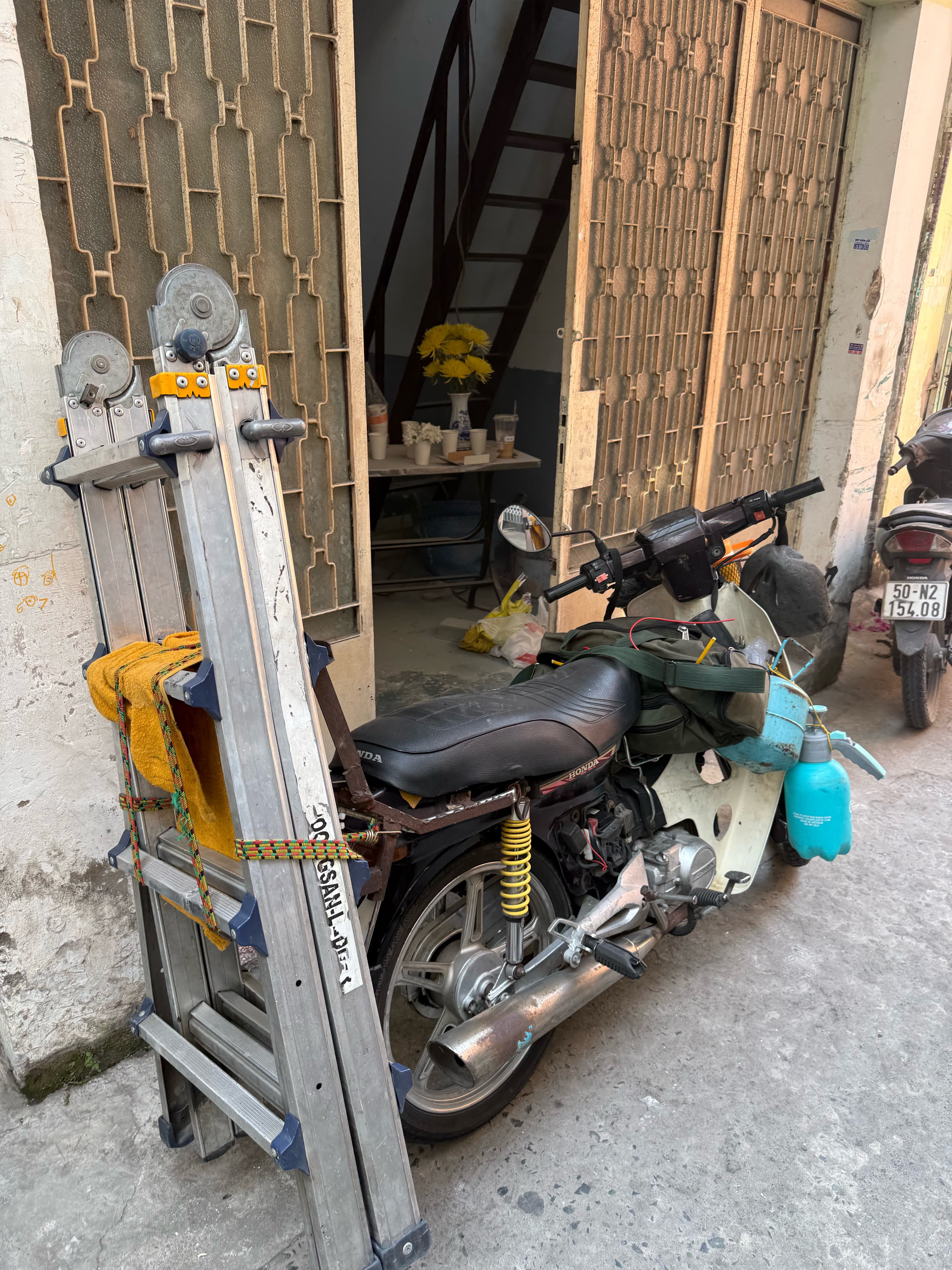 Tháo máy lạnh, máy giặt