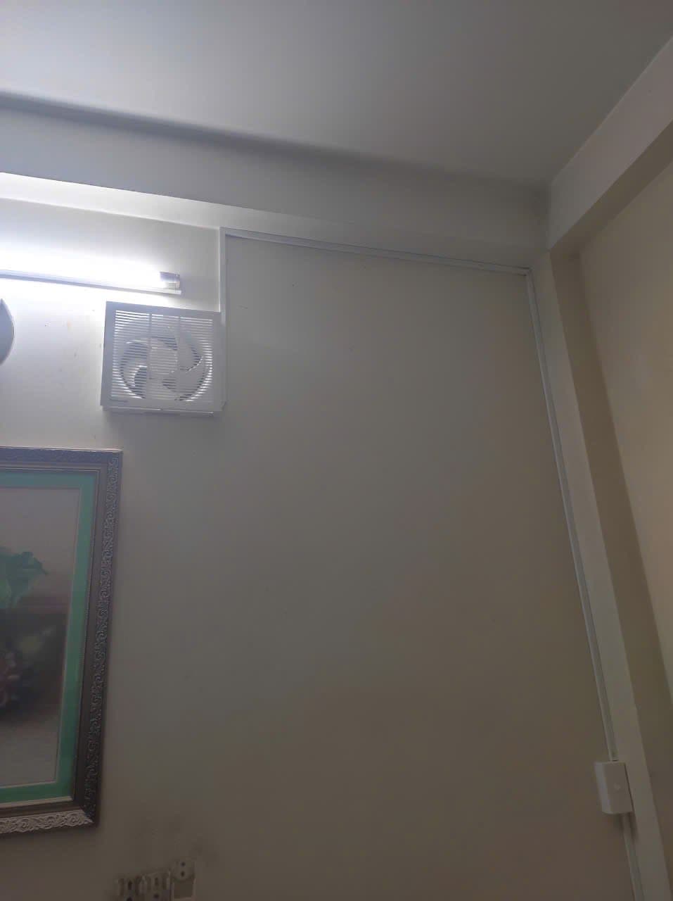 Sau khi hoàn thành sửa quạt thông gió gắn tường tại Thủ Đức — thợ Bùi Văn An