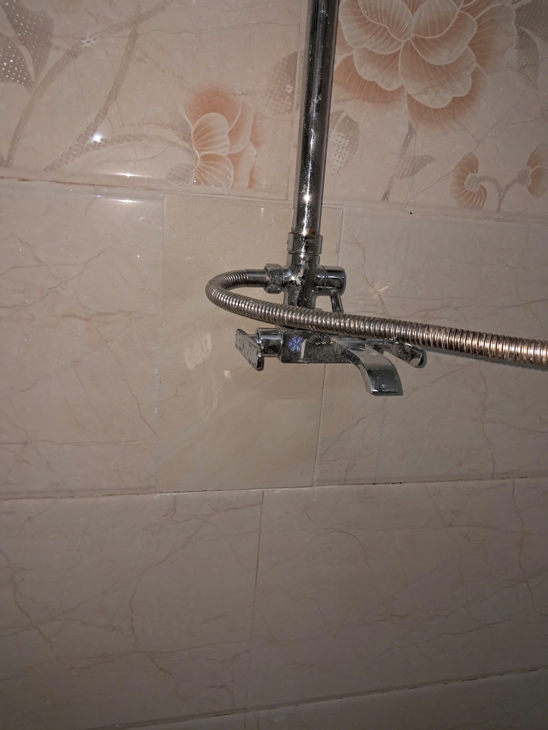 Sau khi hoàn thành sửa: Thay ống nước lavabo âm tường bị mục, phường Phú Nhuận tại phường Phú Nhuận, Phú Nhuận — thợ Bùi Văn An