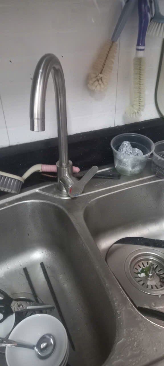 Sau khi hoàn thành sửa: Thay dây cấp vòi rửa bát bị rò rỉ tại TPHCM tại TPHCM — thợ Bùi Văn An
