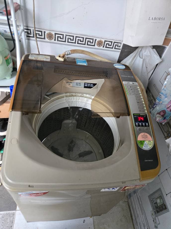 Sau khi hoàn thành sửa máy giặt lồng đứng AQUA tại Gò Vấp — thợ Lê Hữu Lộc