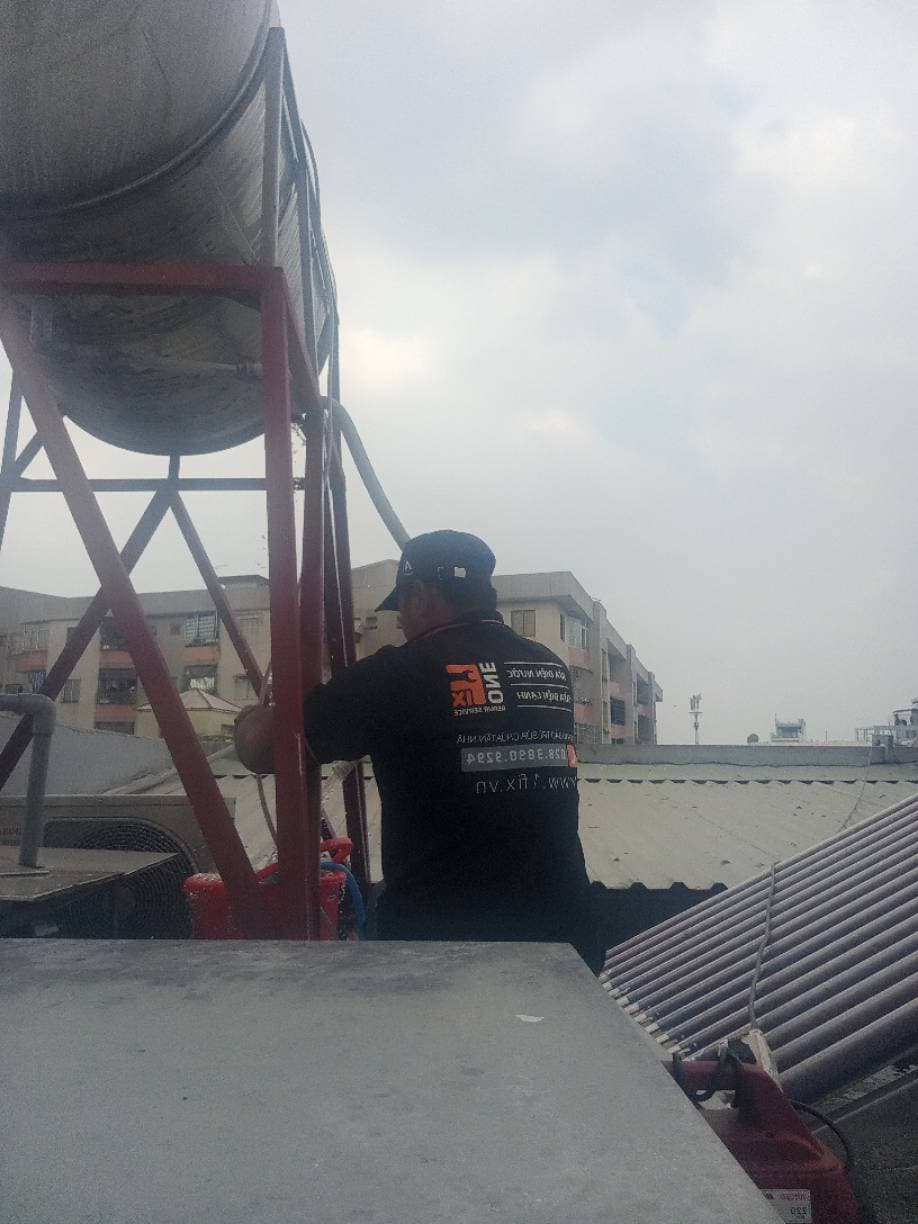 vệ sinh bồn nước